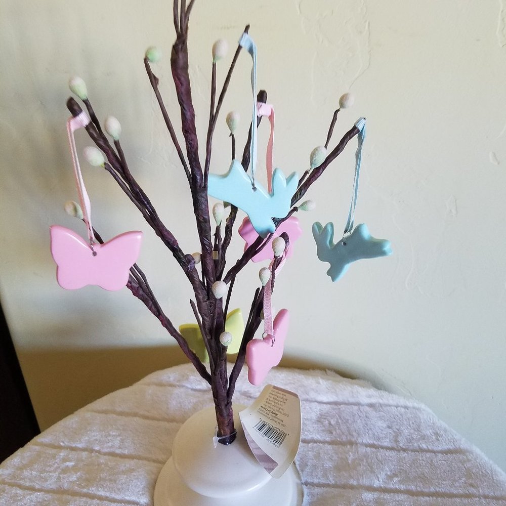 Easter Tree 16.5" Tall New!